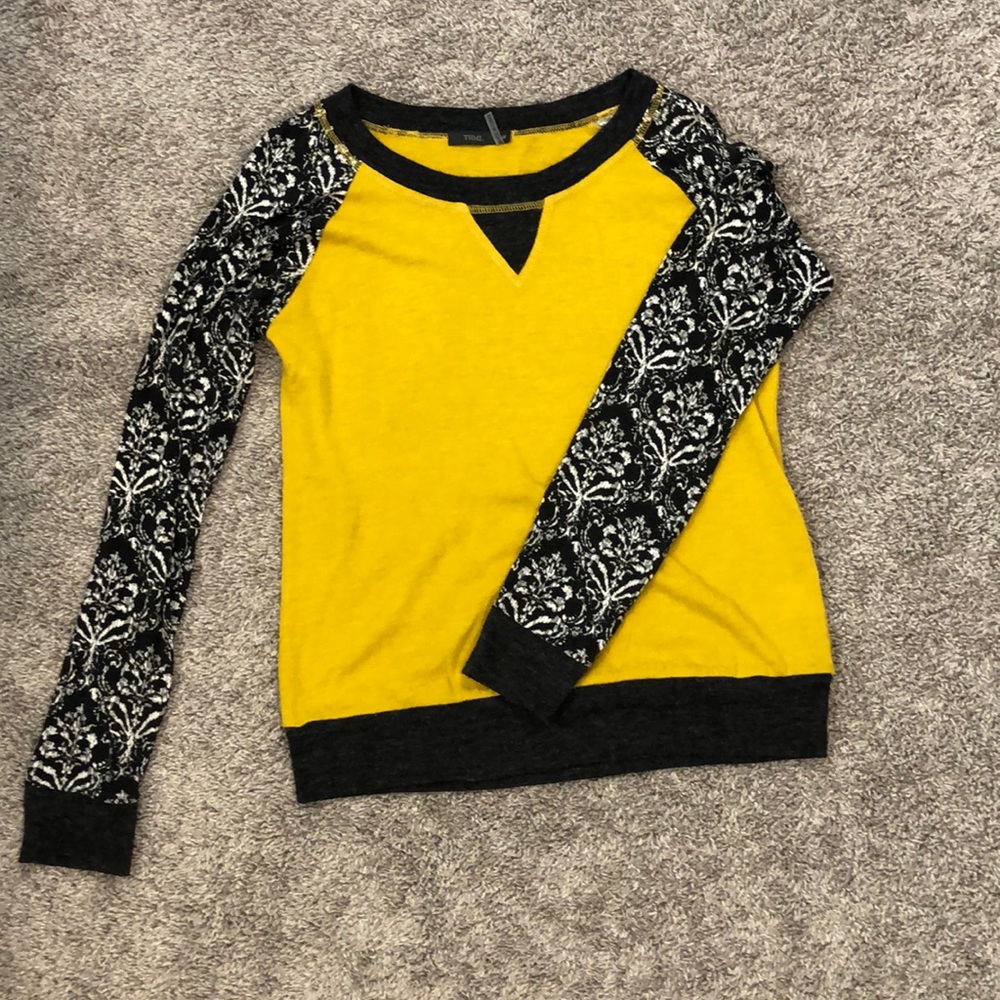 Long sleeve shirt